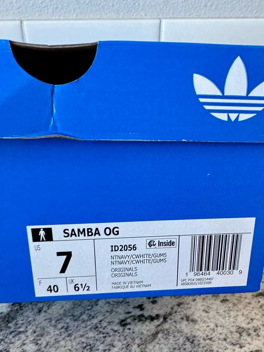 adidas Samba OG Night Navy. Men’s 7 = W 8.5. New in box.